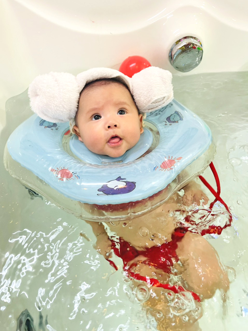 BƠI THỦY LIỆU - BABY FLOAT